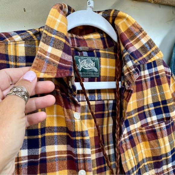 ROOTS plaid flannel boho shirt/cover up w fall harvest thanksgiving cabin vibe - Picture 5 of 14